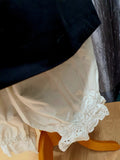 Lange Rüschenhose